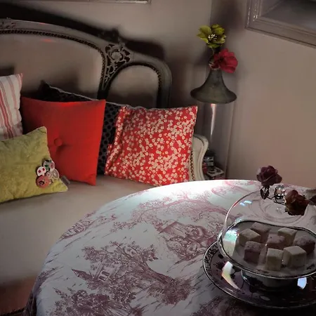 펜션 Chambres D'hotes L'unique 사흘라 라 카네다